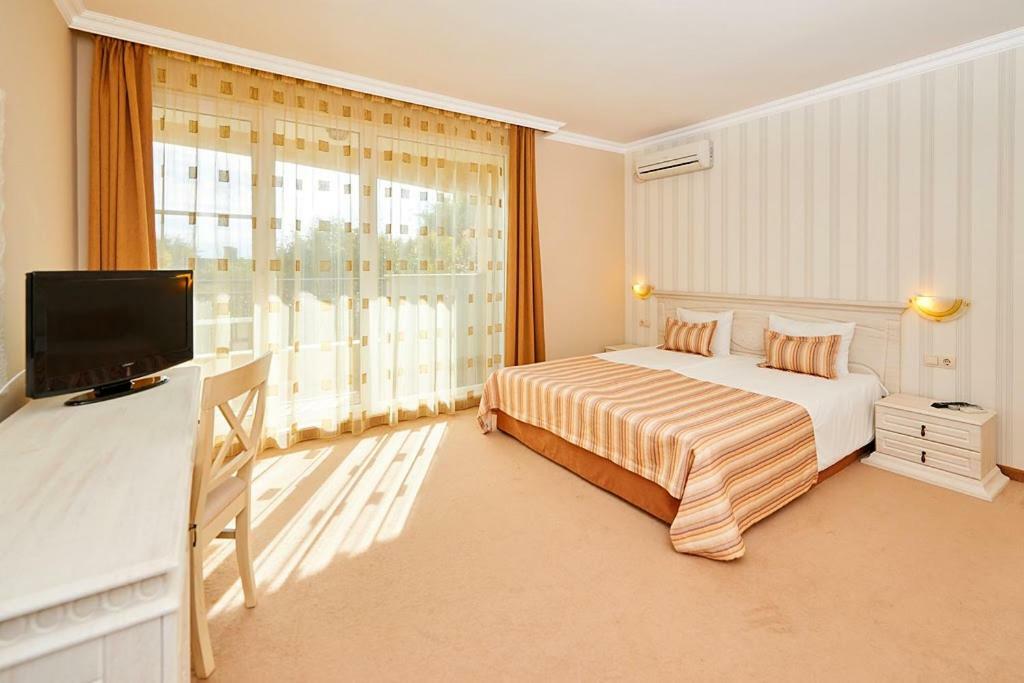 Penelopa Palace Apart Hotel & Spa Pomorie Extérieur photo