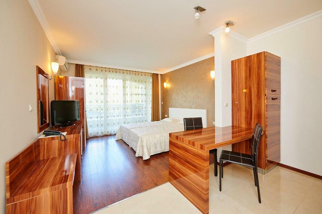 Penelopa Palace Apart Hotel & Spa Pomorie Extérieur photo